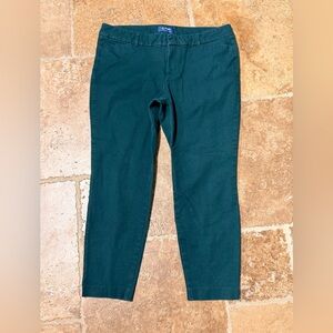 Old Navy Pixie Winter Spruce Women’s Size 14 Mid-Rise Pants